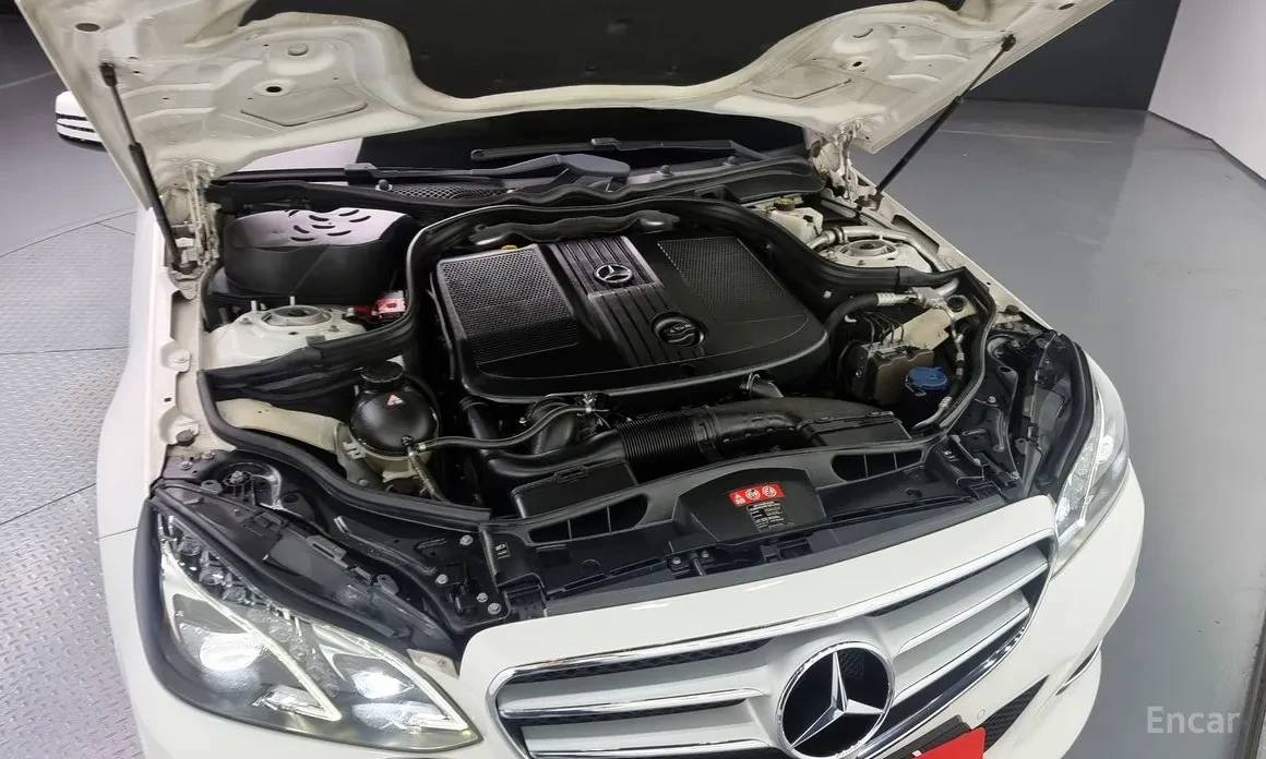 Mercedes-Benz E 220 БЕЗ АНАЛОГ | ДОКАЗУЕМИ КИЛОМЕТРИ - изображение 6