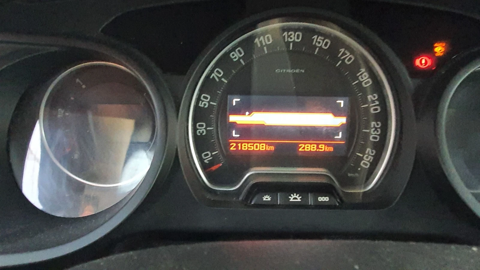 Citroen C5 2.0  EXCLUSIVE с ГАЗОВА - изображение 9