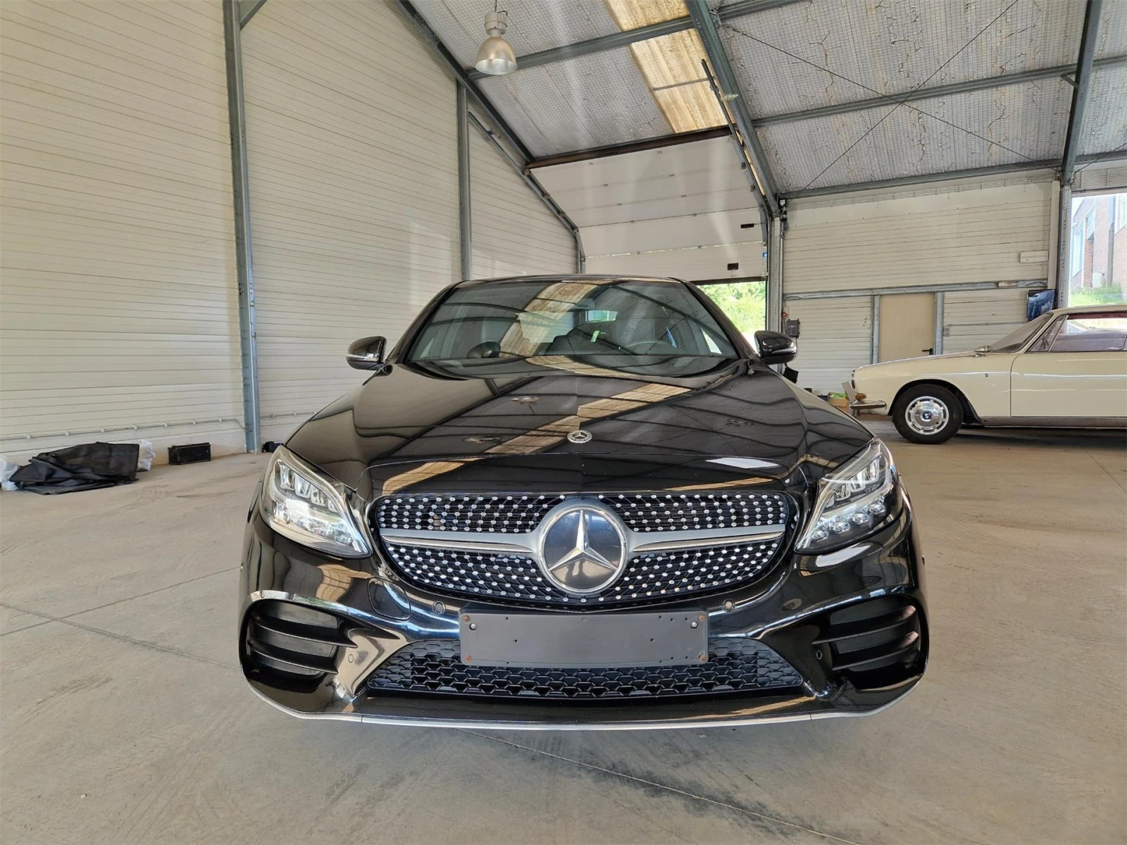 Mercedes-Benz C 180 AMG Line | Mobile.bg — изображение 16
