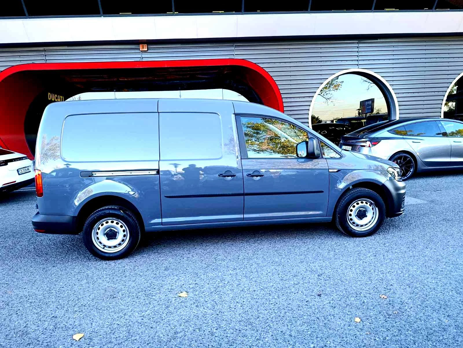 VW Caddy 1.4 CNG Cargo Maxi  - изображение 7