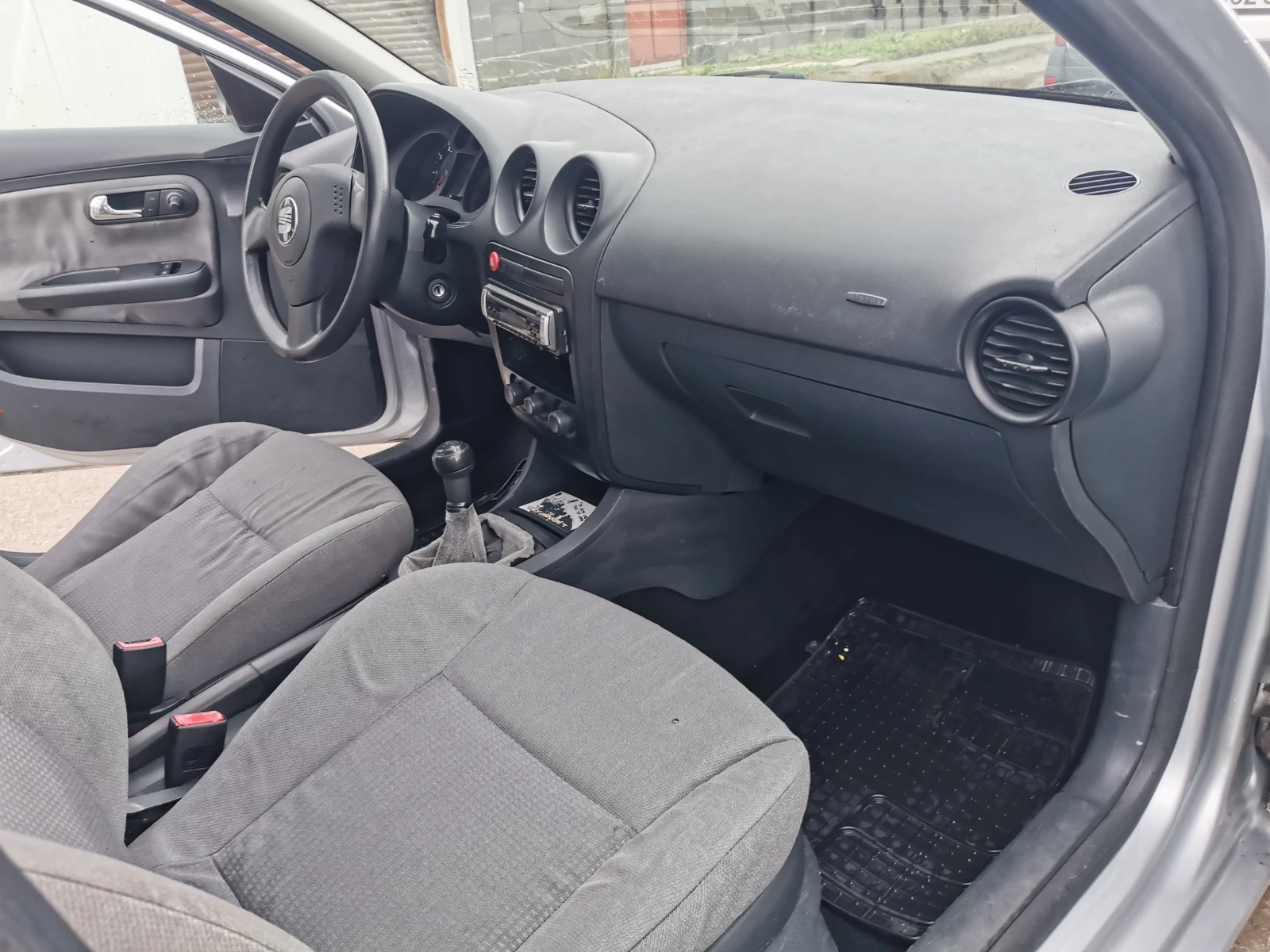 Seat Ibiza 1.4i 16v - изображение 5