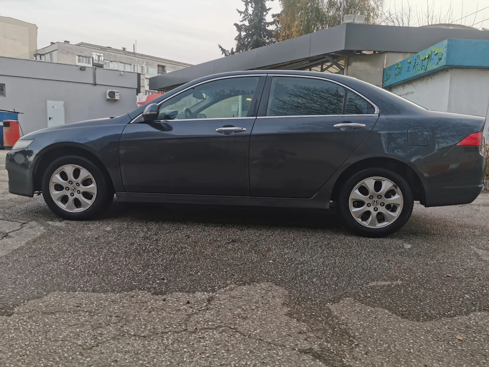 Honda Accord 2.0 sport  - изображение 2