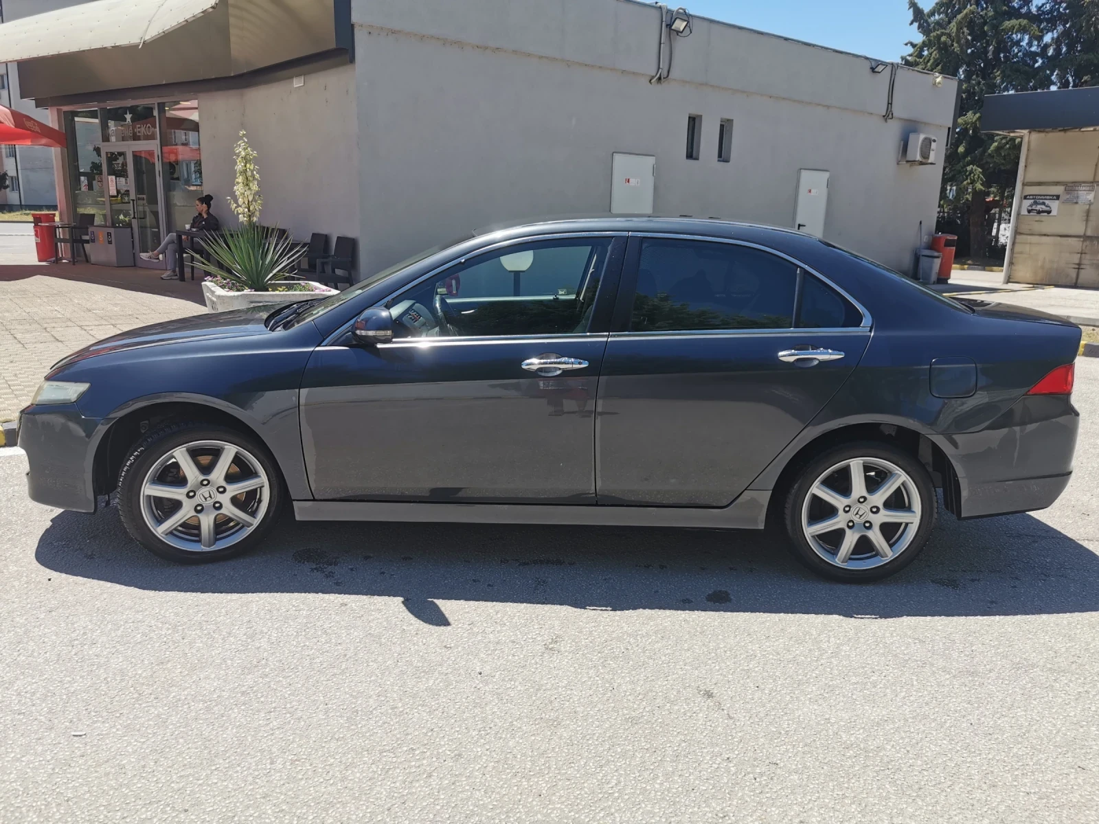 Honda Accord 2.0 sport , снимка 2 - Автомобили и джипове - 52714178