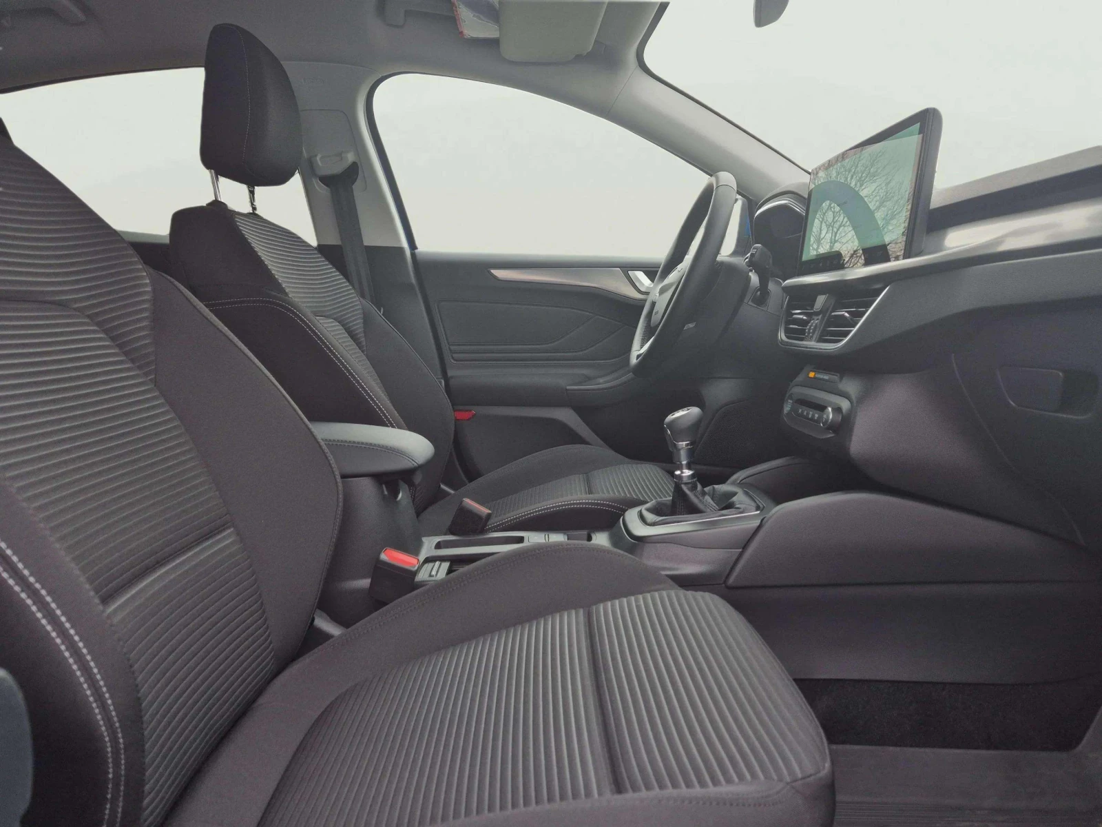 Ford Focus 1.0 EcoBoost - изображение 10