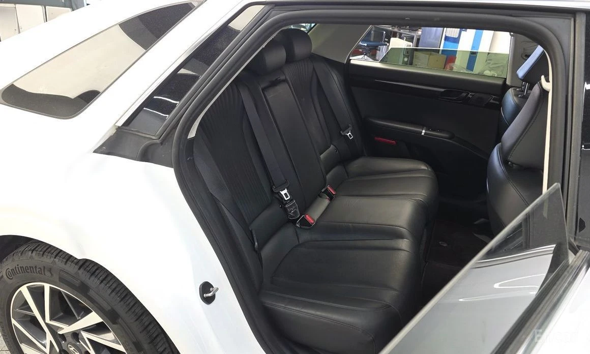 Hyundai Grandeur, снимка 11 - Автомобили и джипове - 53735720