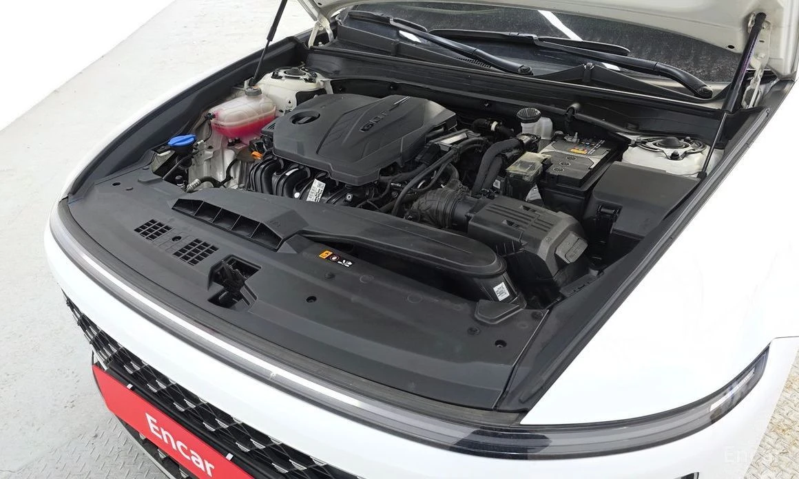 Hyundai Grandeur, снимка 6 - Автомобили и джипове - 53735720