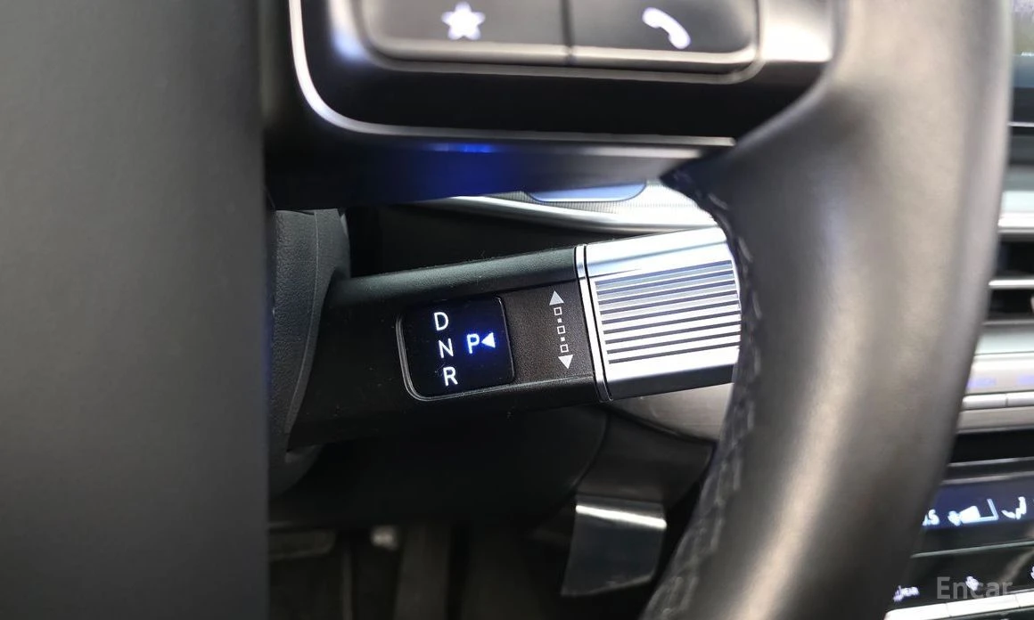 Hyundai Grandeur, снимка 9 - Автомобили и джипове - 53735720