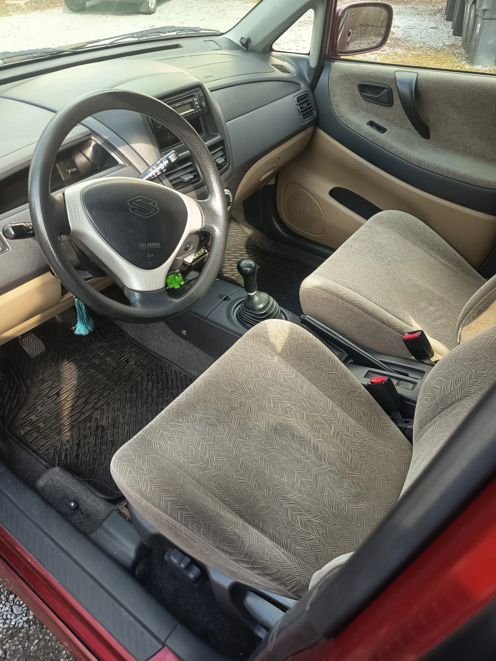 Suzuki Liana, снимка 6 - Автомобили и джипове - 53891948