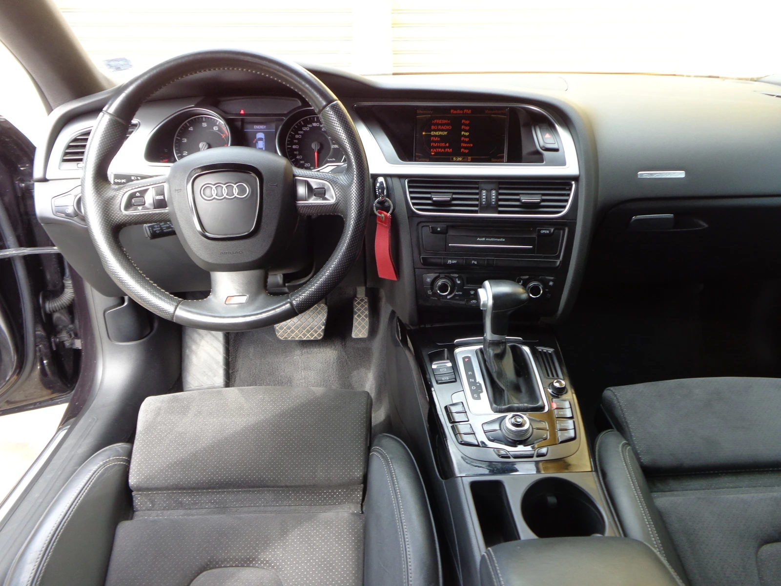 Audi A5 S-line plus quattro B&O , снимка 13 - Автомобили и джипове - 54275788