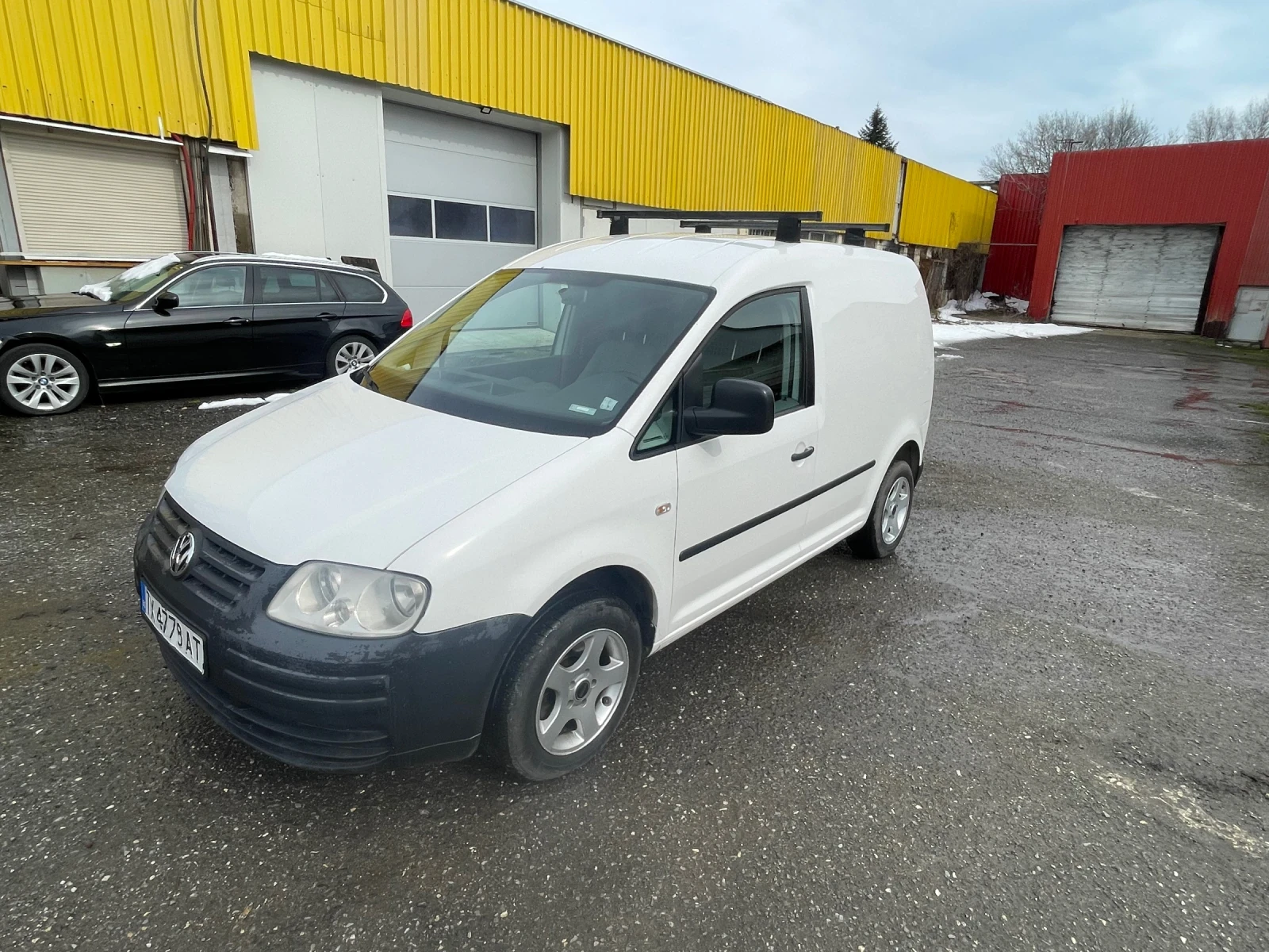 VW Caddy, снимка 2 - Автомобили и джипове - 54312742