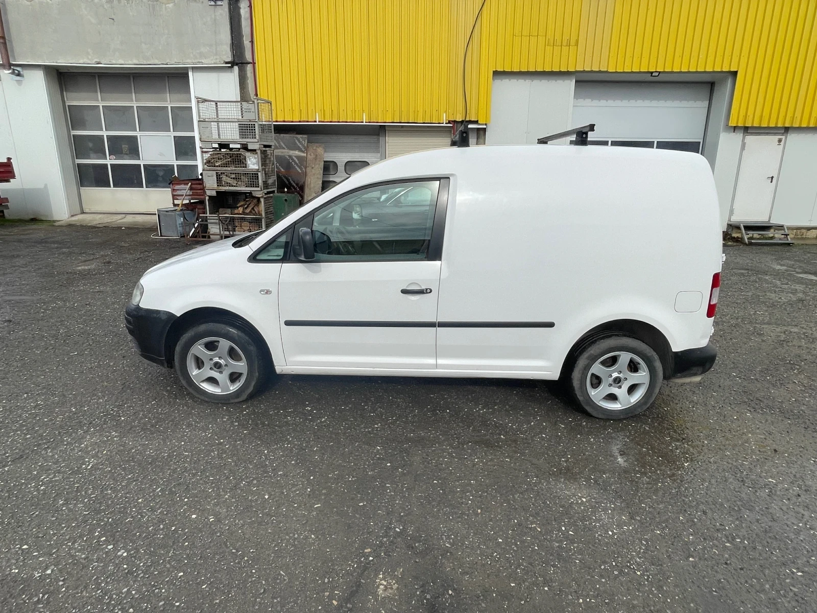 VW Caddy, снимка 3 - Автомобили и джипове - 54312742