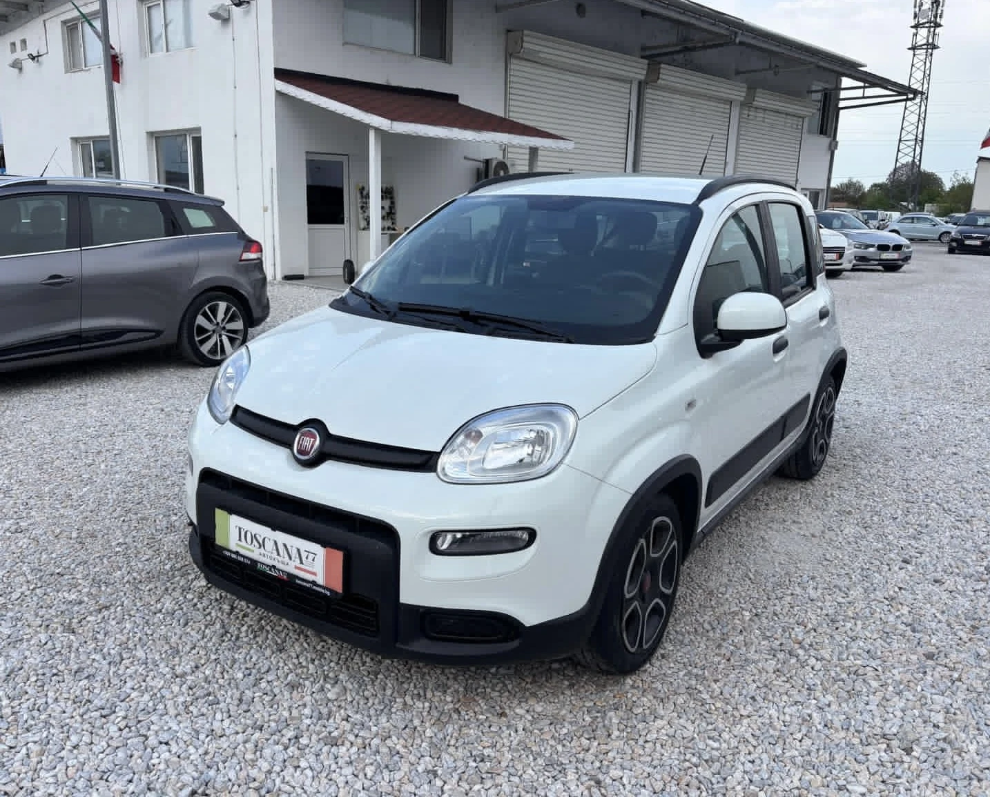 Fiat Panda 1.0* HYBRID, снимка 2 - Автомобили и джипове - 54423368
