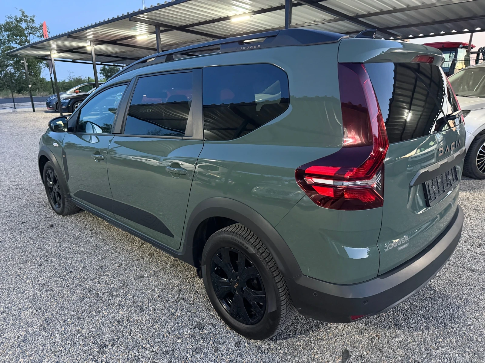 Dacia Jogger Exstreme 1.6Hibrid, 2024г., снимка 2 - Автомобили и джипове - 54904878