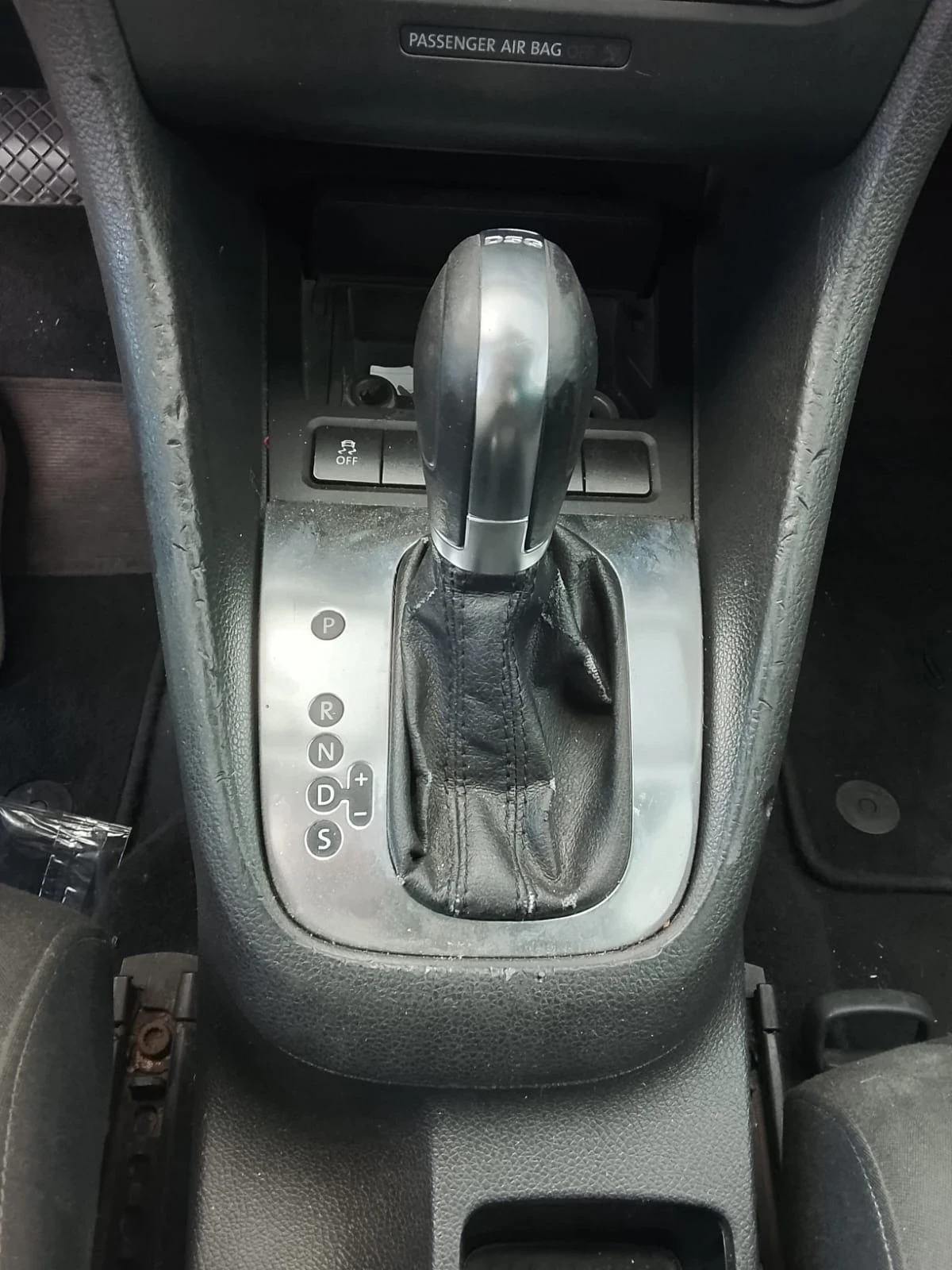 VW Golf DSG/НАВИГАЦИЯ/2011/F1/ПАРКТРОНИК/LED/180 хил км, снимка 8 - Автомобили и джипове - 55187629