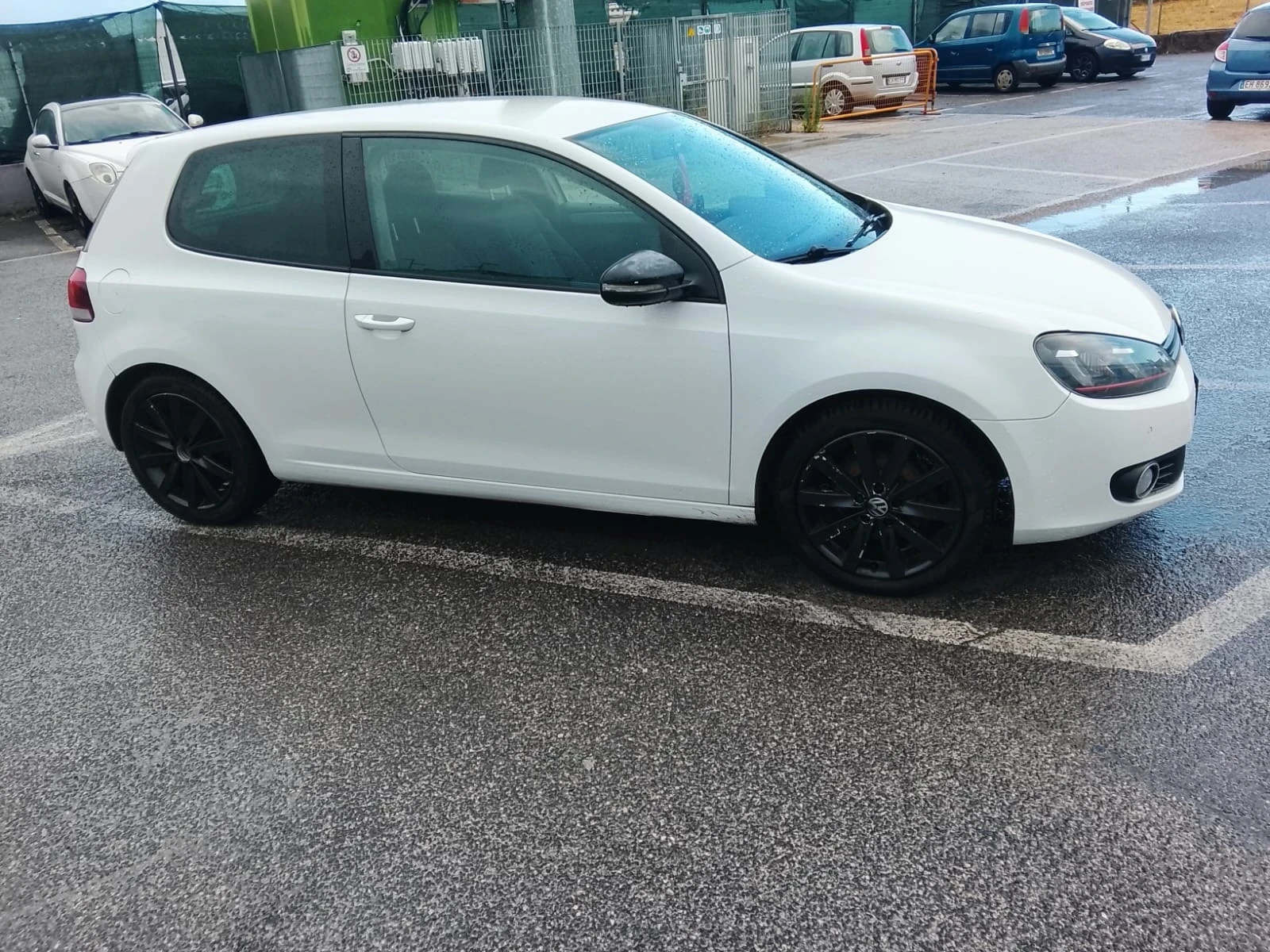 VW Golf DSG/НАВИГАЦИЯ/2011/F1/ПАРКТРОНИК/LED/180 хил км, снимка 2 - Автомобили и джипове - 55187629