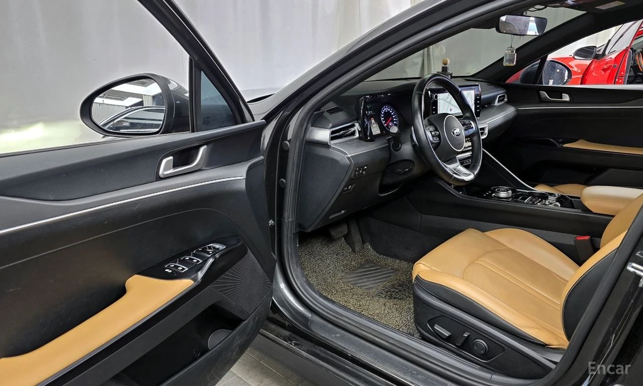 Kia K5 2.0 Hybrid Prestige* ПОДГРЕВ* ОБДУХВАНЕ* DISTRONIC, снимка 6 - Автомобили и джипове - 55309427