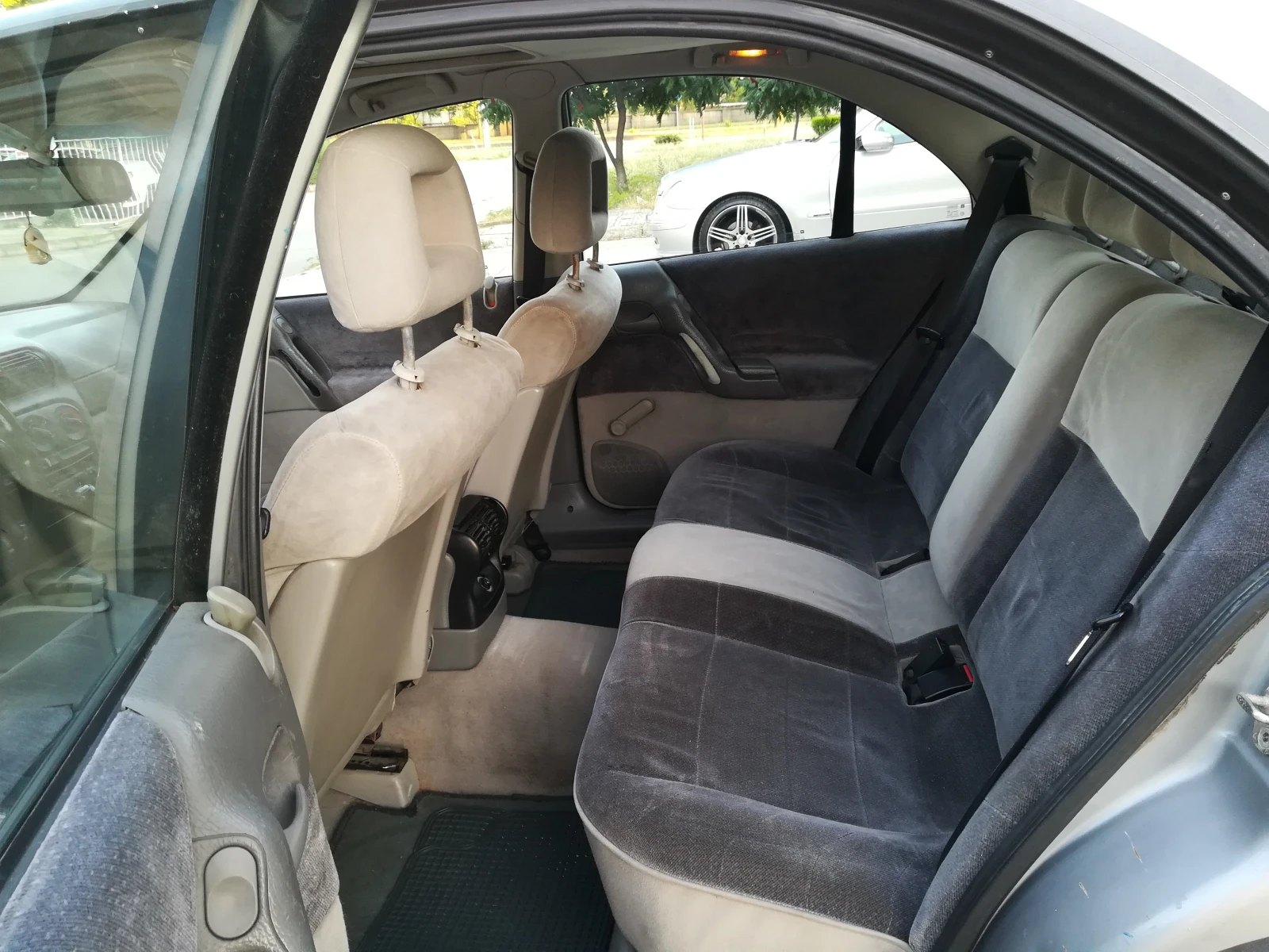 Opel Omega 2.0 16V газов инжекцион, снимка 12 - Автомобили и джипове - 55385591