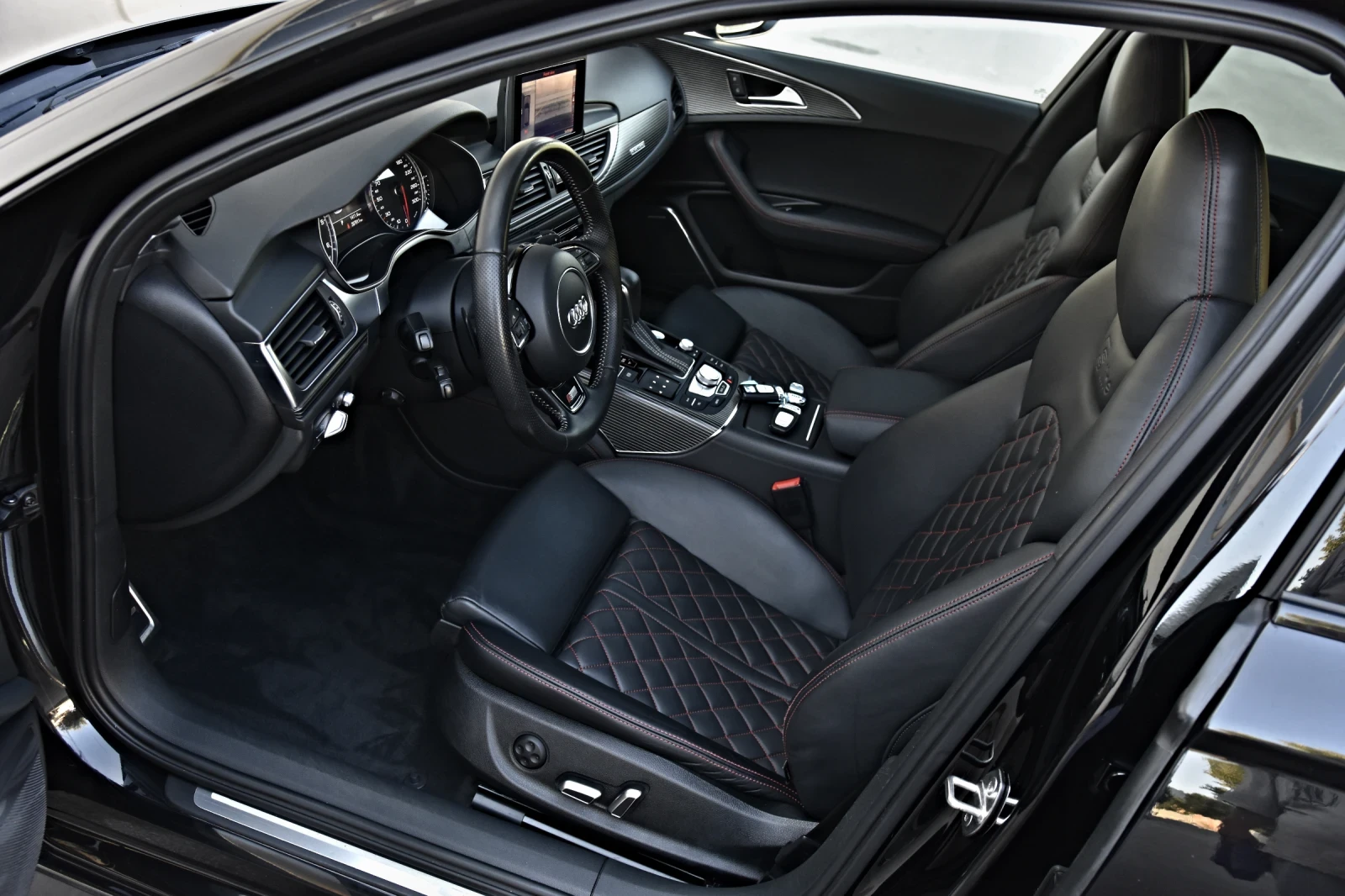 Audi A6 3.0TDI COMPETITION 326hp 3xS-LINE TV B&O RS-SITZE, снимка 8 - Автомобили и джипове - 55630753