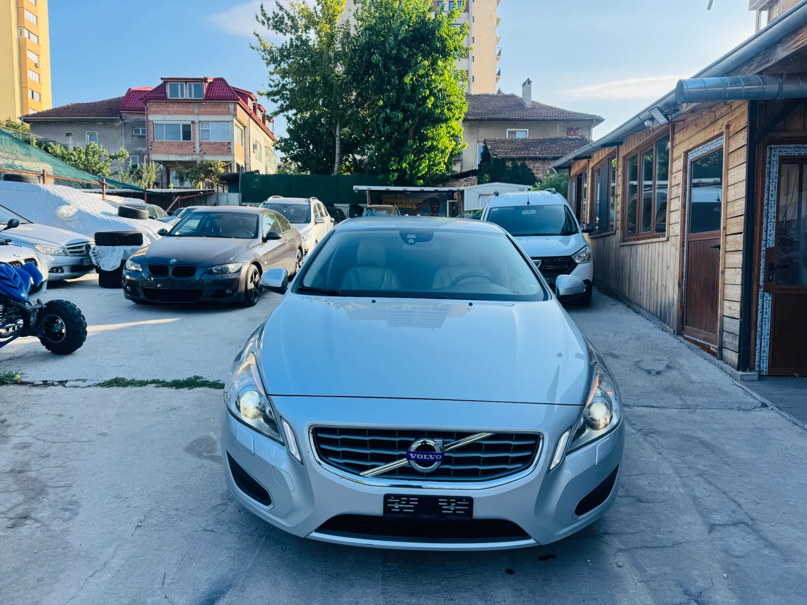 Volvo S60 2.4 D5 Швейцария ТОП, снимка 2 - Автомобили и джипове - 55848521