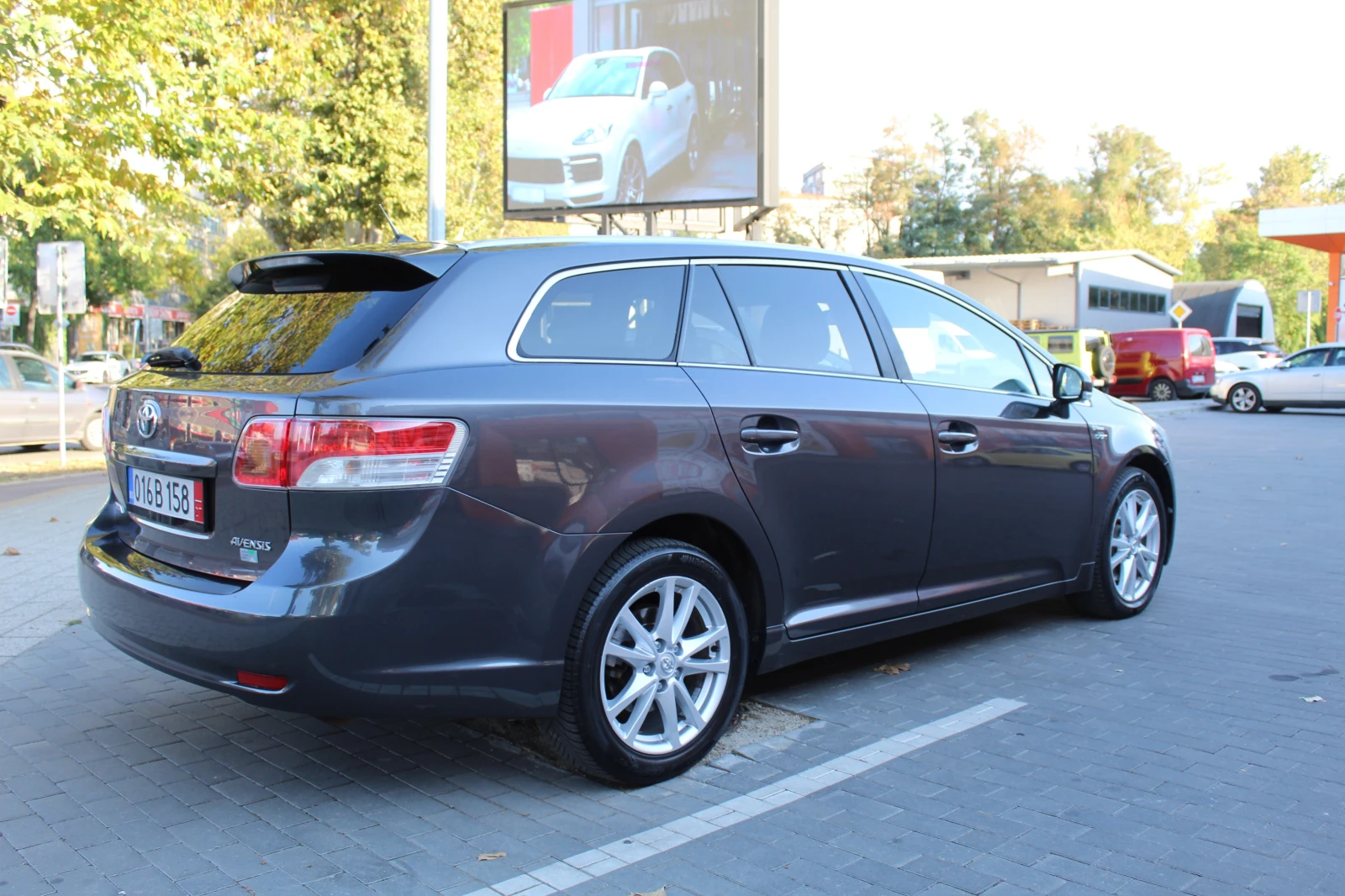 Toyota Avensis 2.0D | Mobile.bg � ����������� 3