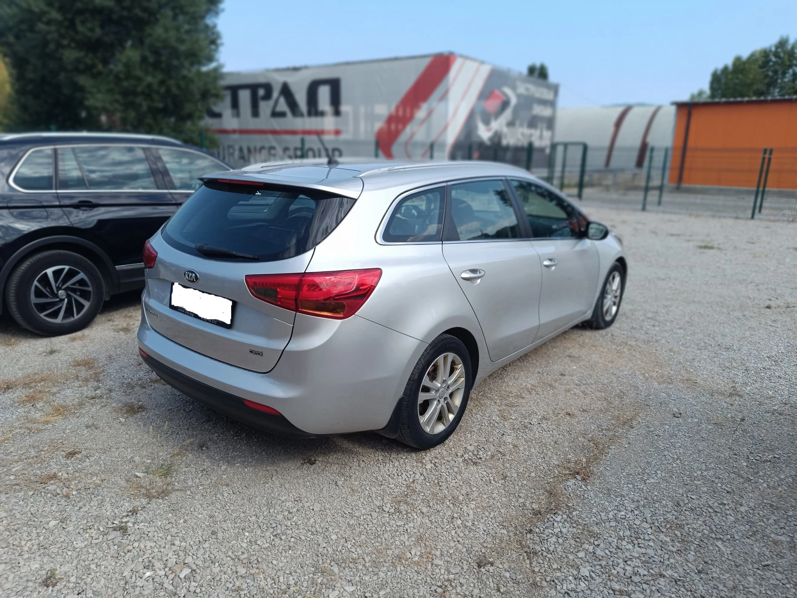 Kia Ceed 1, 6 CRDI, снимка 2 - Автомобили и джипове - 56225751