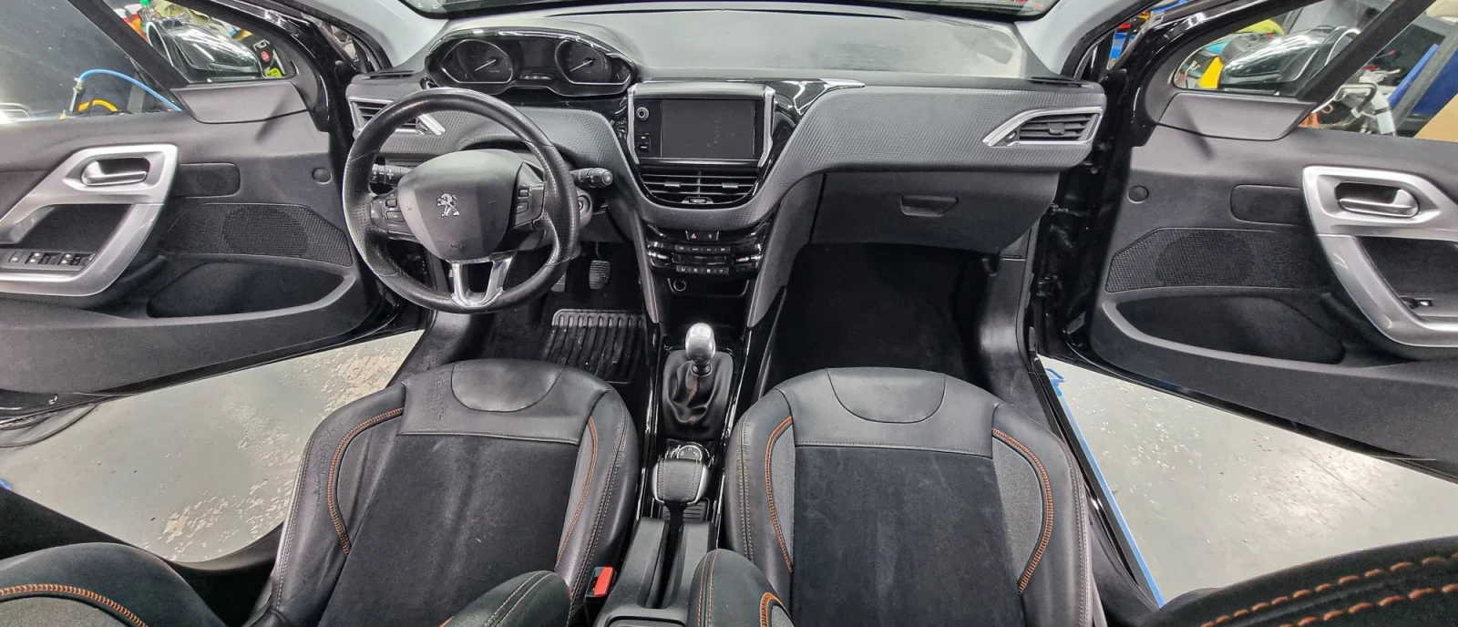 Peugeot 2008 1.6Blue-HDI Crossway , снимка 10 - Автомобили и джипове - 56349721