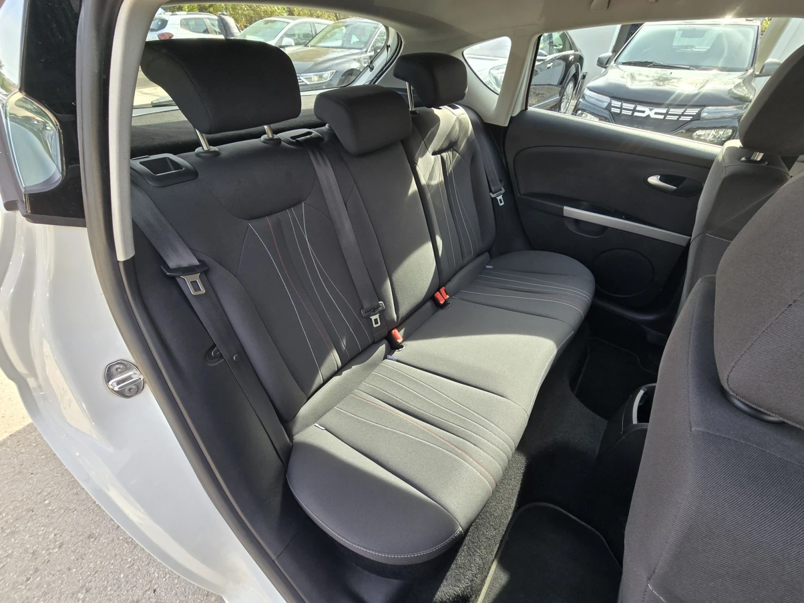 Seat Leon 1.6TDI 105�.� ��� ��������� ������! | Mobile.bg � ����������� 14
