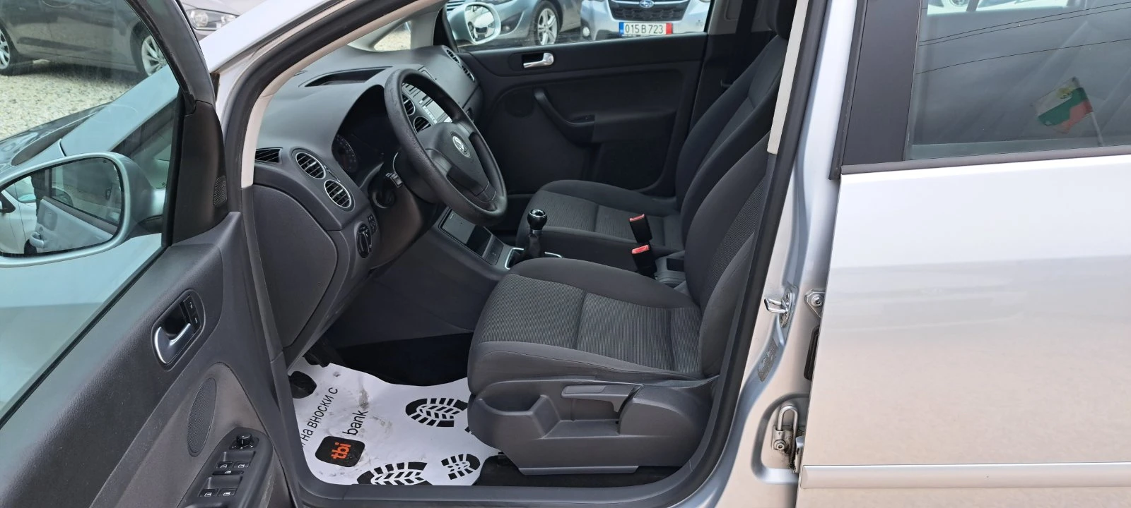 VW Golf Plus 1.6i 102кс става за газ, снимка 9 - Автомобили и джипове - 56749379