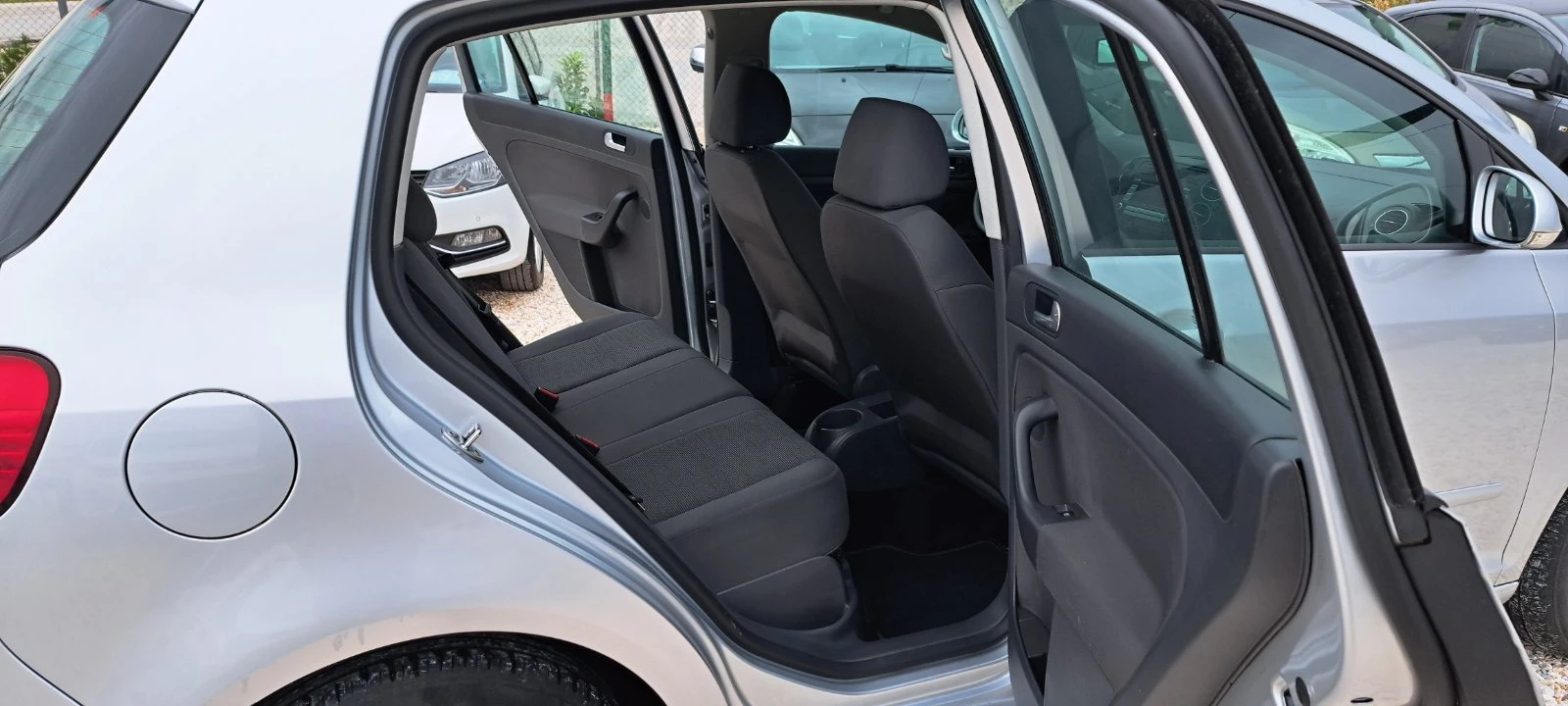 VW Golf Plus 1.6i 102кс става за газ, снимка 17 - Автомобили и джипове - 56749379