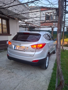 Hyundai IX35, снимка 5 - Автомобили и джипове - 53697078
