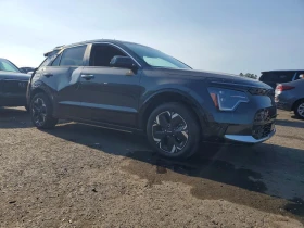 ����� �� �������� �� Kia Niro * WAVE* DIS* HUD* 360* 