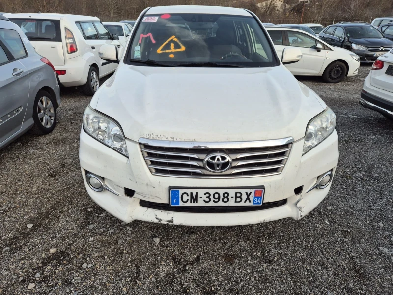 Toyota Rav4 2.2D-4D, КАТАСТРОФИРАЛ АВТОМОБИЛ , снимка 9 - Автомобили и джипове - 48454362