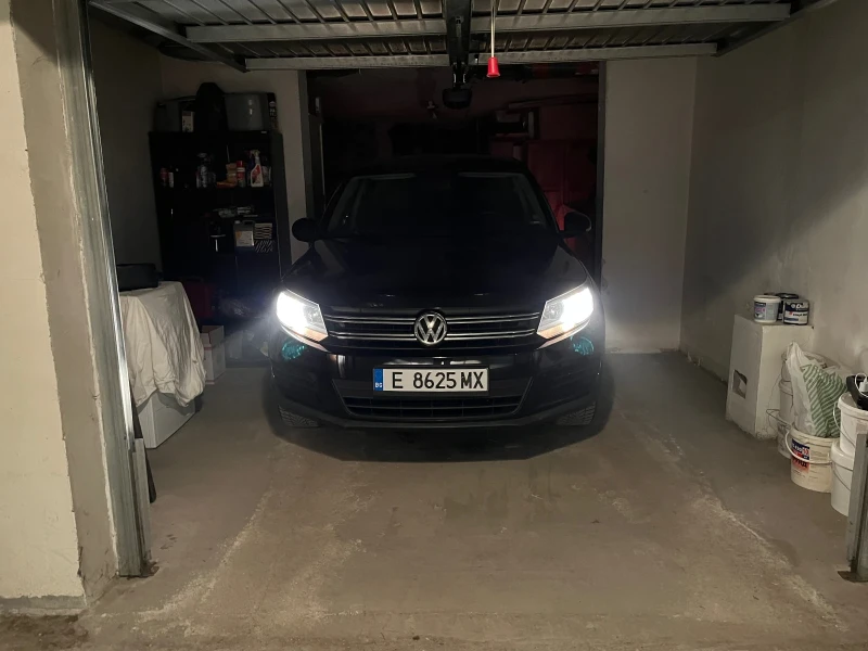 VW Tiguan 2.0 TSI, снимка 4 - Автомобили и джипове - 48898385