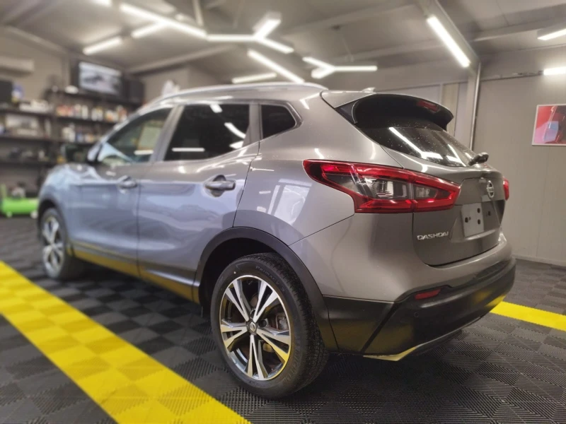 Nissan Qashqai 1.5DCI , снимка 5 - Автомобили и джипове - 52463703