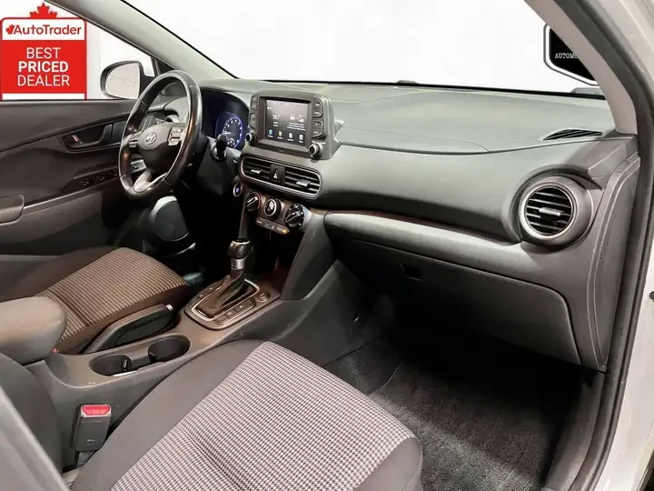 Hyundai Kona 4x4 2.0L бензин, подгрев седалки и волан, снимка 13 - Автомобили и джипове - 55981060