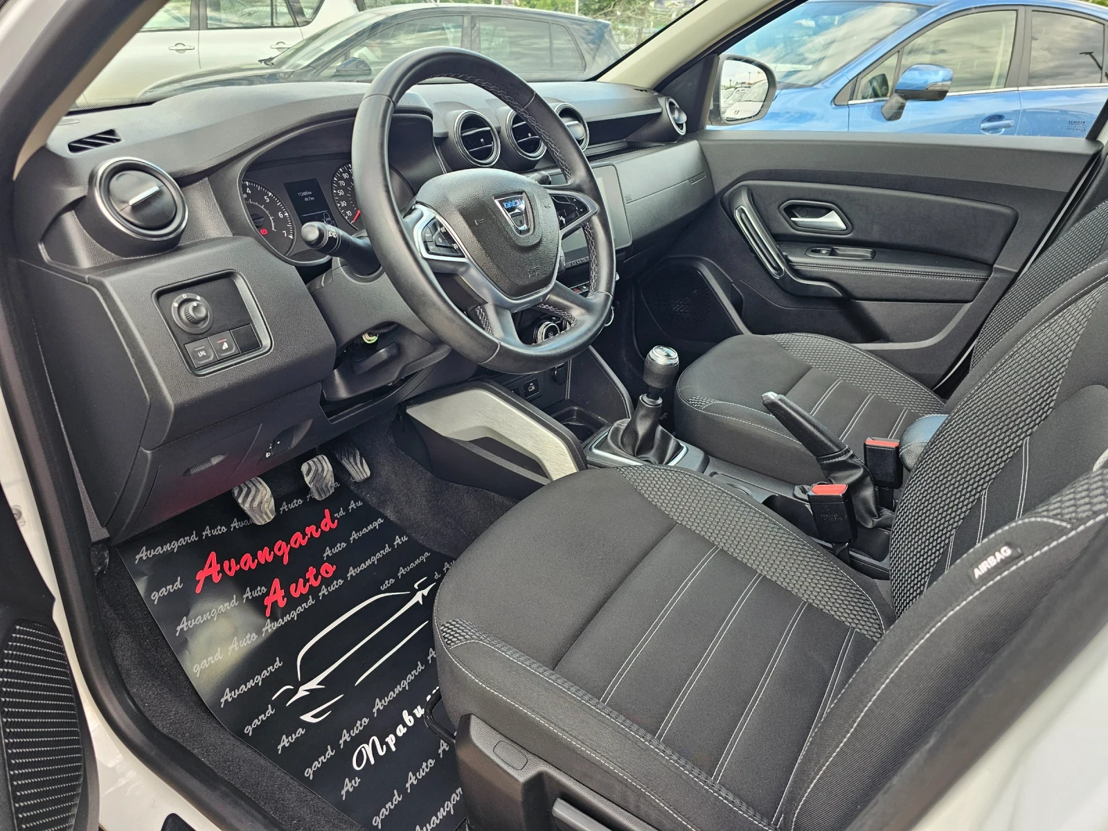 Dacia Duster 1.0TCe ECO-G, 101к.с., GPL - изображение 8