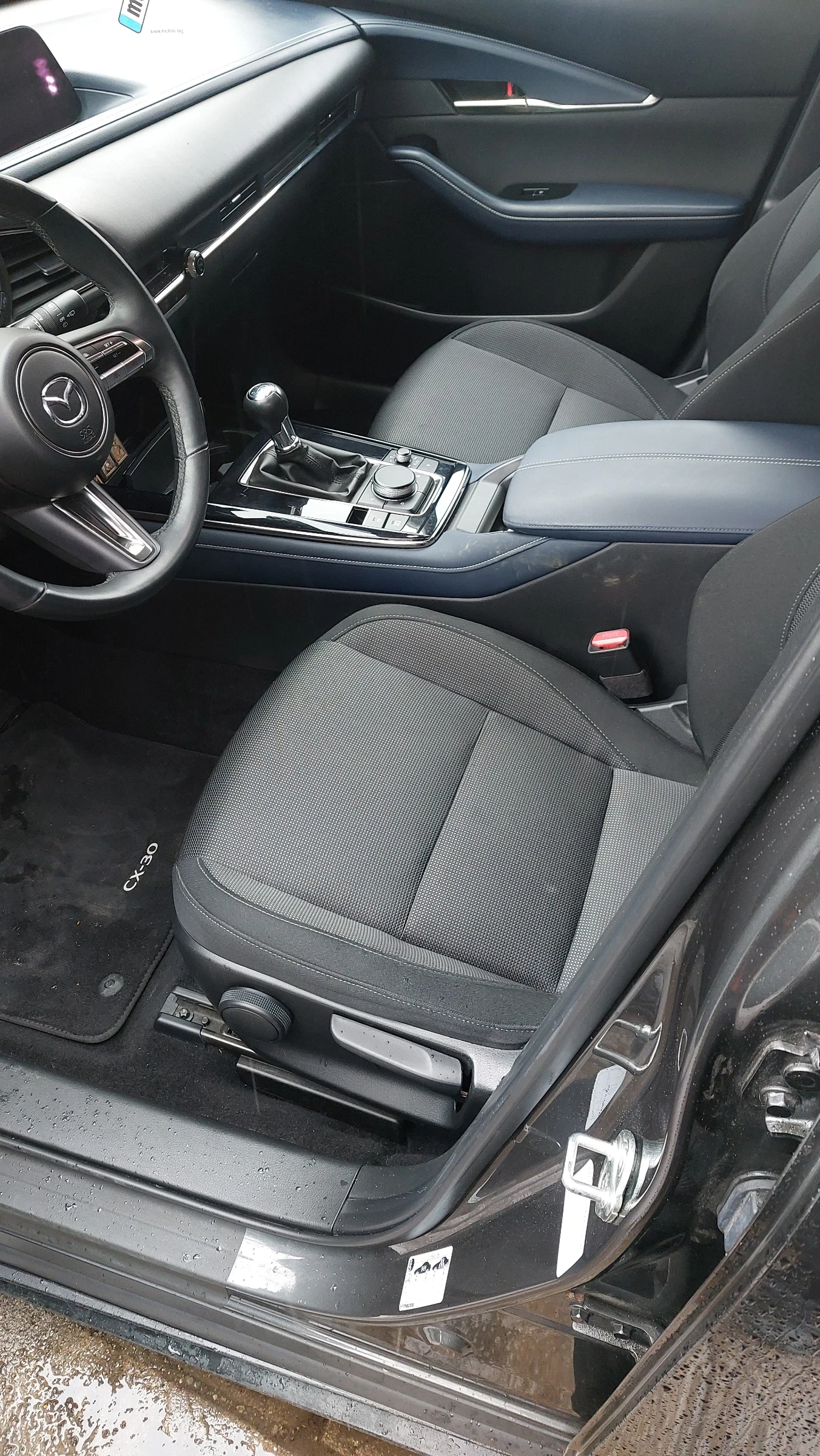Mazda CX-30 Sciaktiv 2.0 - изображение 5