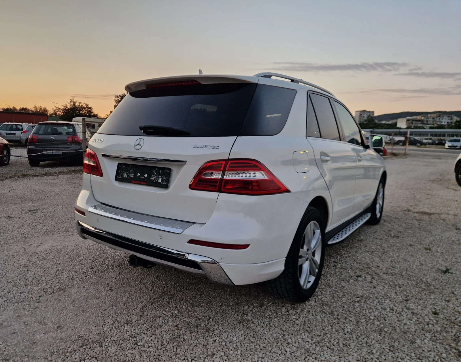 Mercedes-Benz ML 350 Регистриран / Обслужен / Лизинг / Пружини  - изображение 6