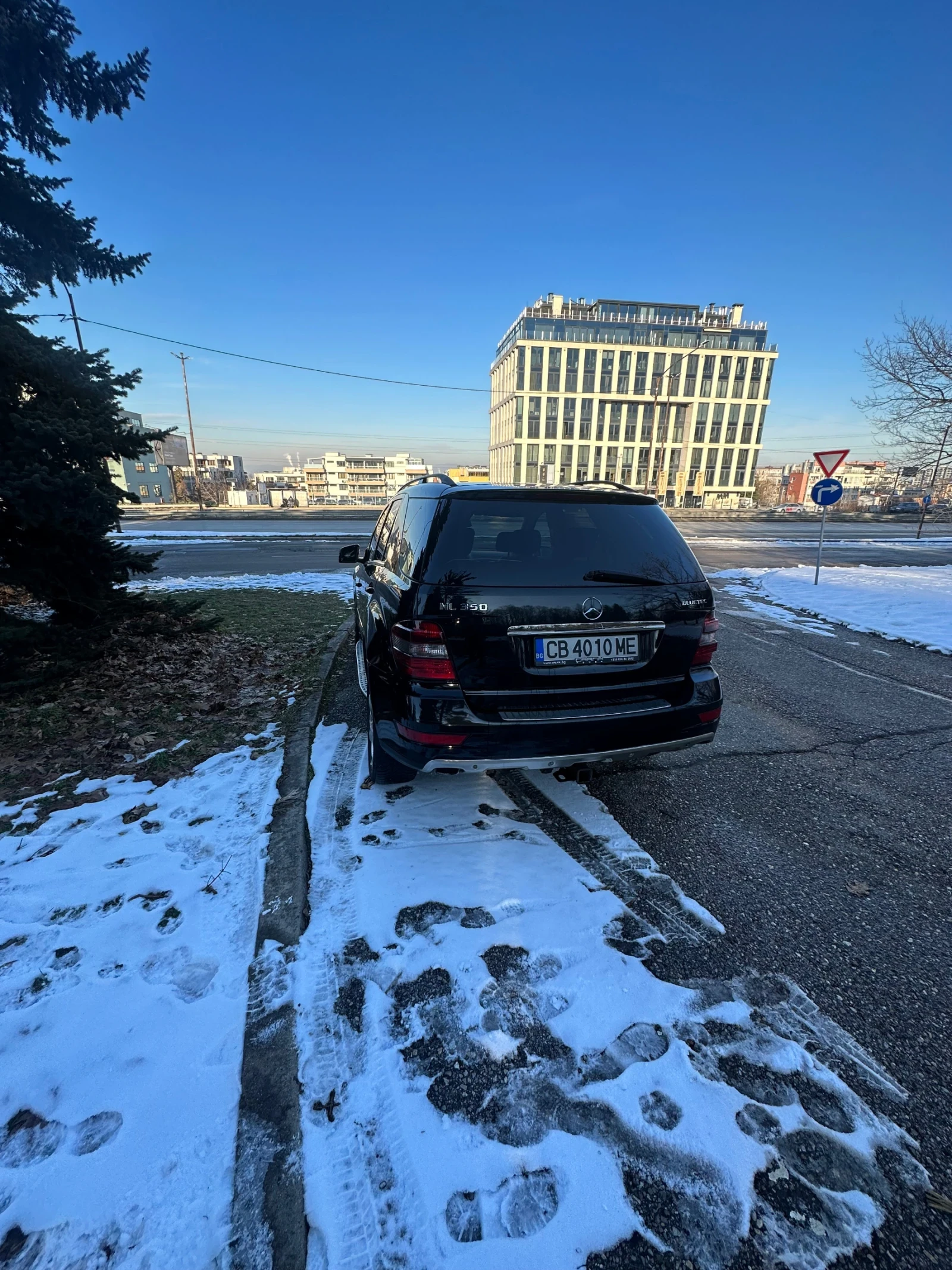 Mercedes-Benz ML 350 Бартер* Лизинг* , снимка 5 - Автомобили и джипове - 54413641