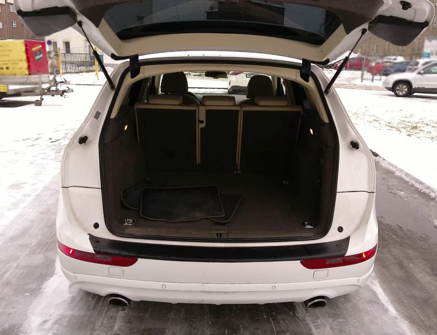 Audi Q5 3.0TDI/245к.с.Quattro S-Line| B&O| NAVI| КОЖА/ACC, снимка 6 - Автомобили и джипове - 54423966
