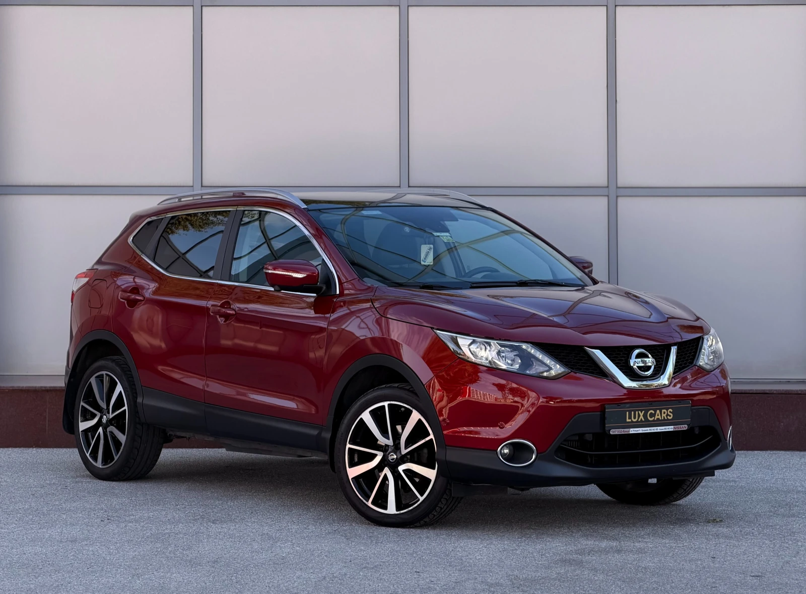 Nissan Qashqai -Tekna-1.6DCI 131к.с.-Full-Panorama-Led-Cam 360-