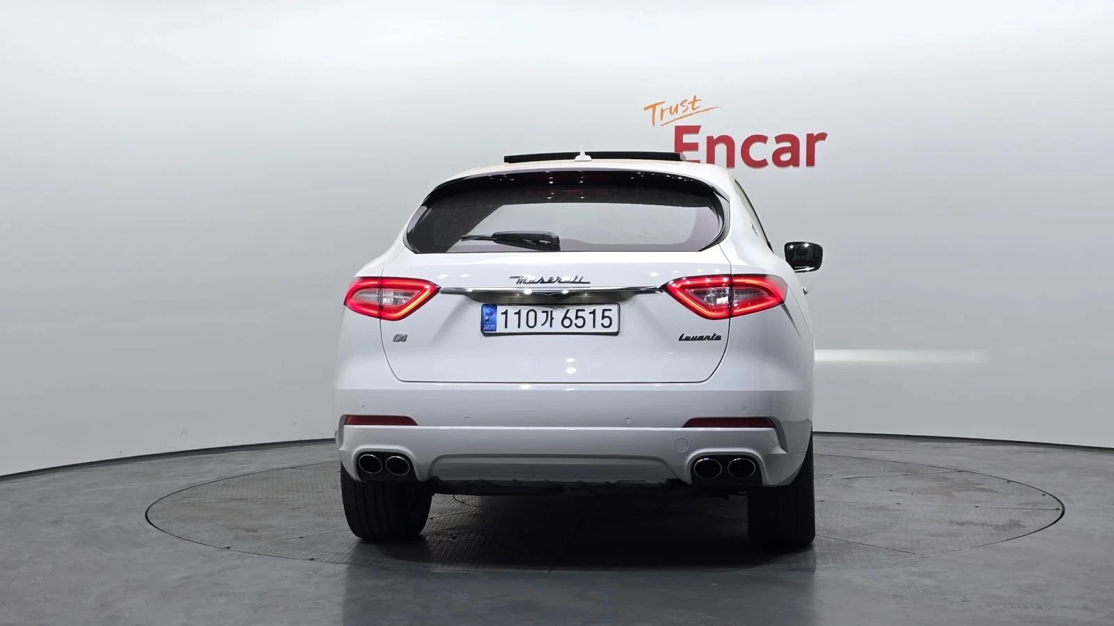 Maserati Levante, снимка 4 - Автомобили и джипове - 56688081