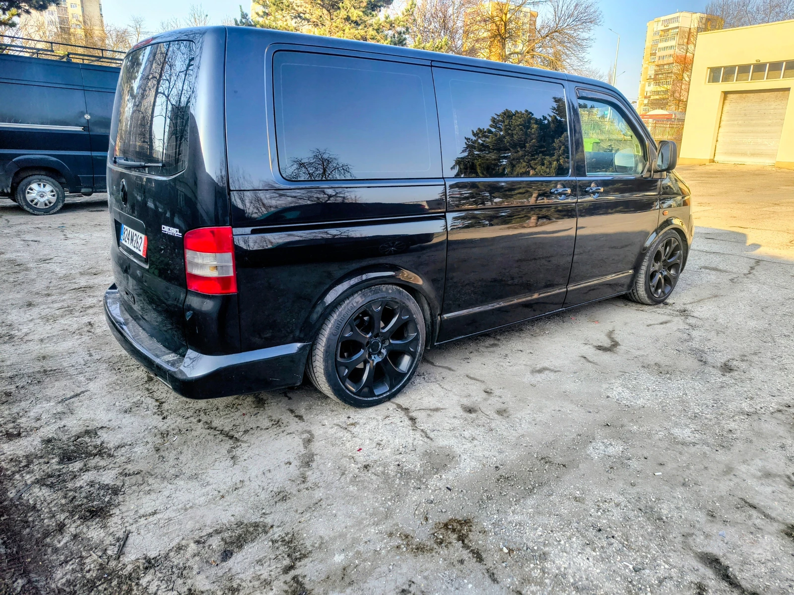 VW T5 1.9tdi 105hp, снимка 10 - Бусове и автобуси - 53864599