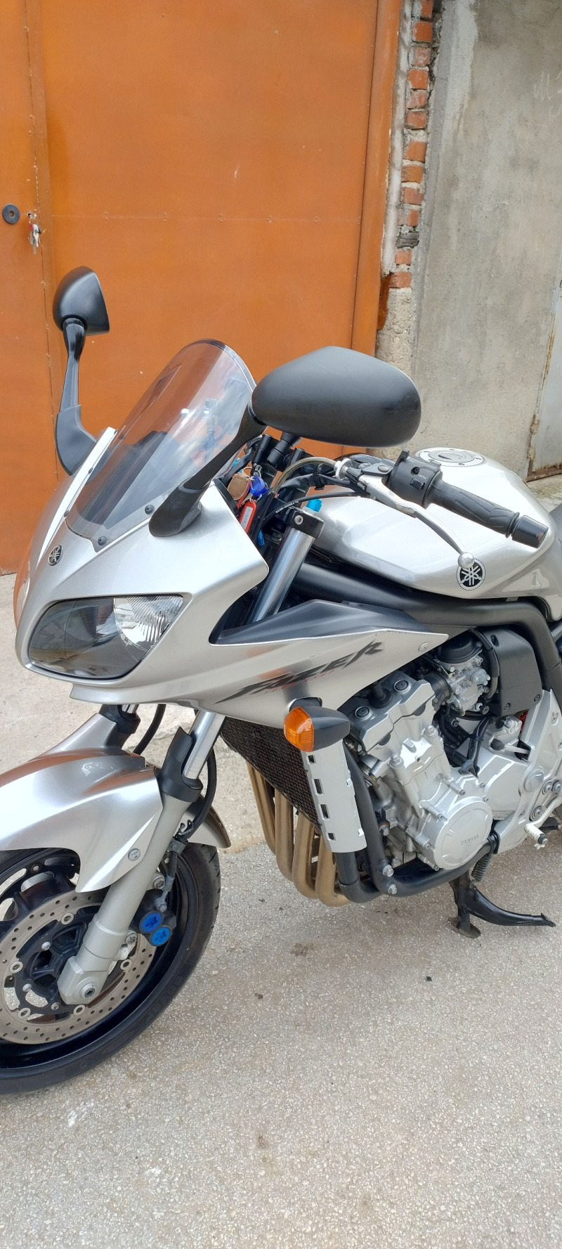 Yamaha Fazer Fazer 1000, снимка 4 - Мотоциклети и мототехника - 45728687