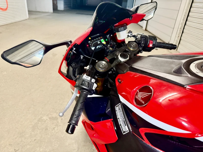 Honda Cbr Honda CBR1000RR Fireblade 2018 | 192 к.с., снимка 3 - Мотоциклети и мототехника - 53131676