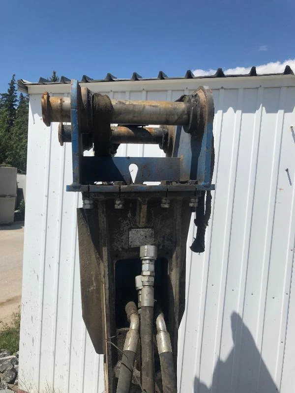     Hammer | Mobile.bg   1