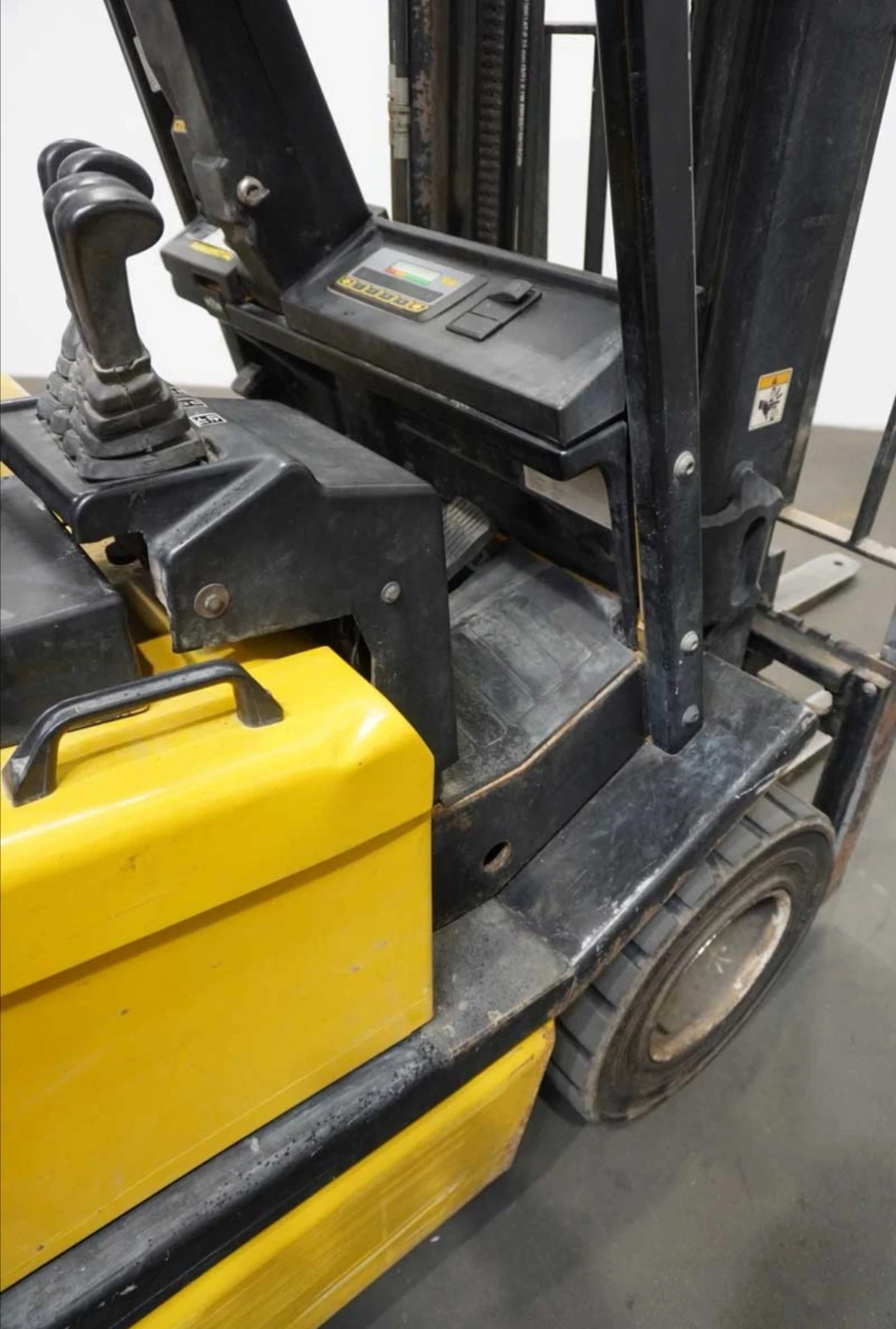 Електрокар Yale ERP30ALF, снимка 4 - Индустриална техника - 54554398