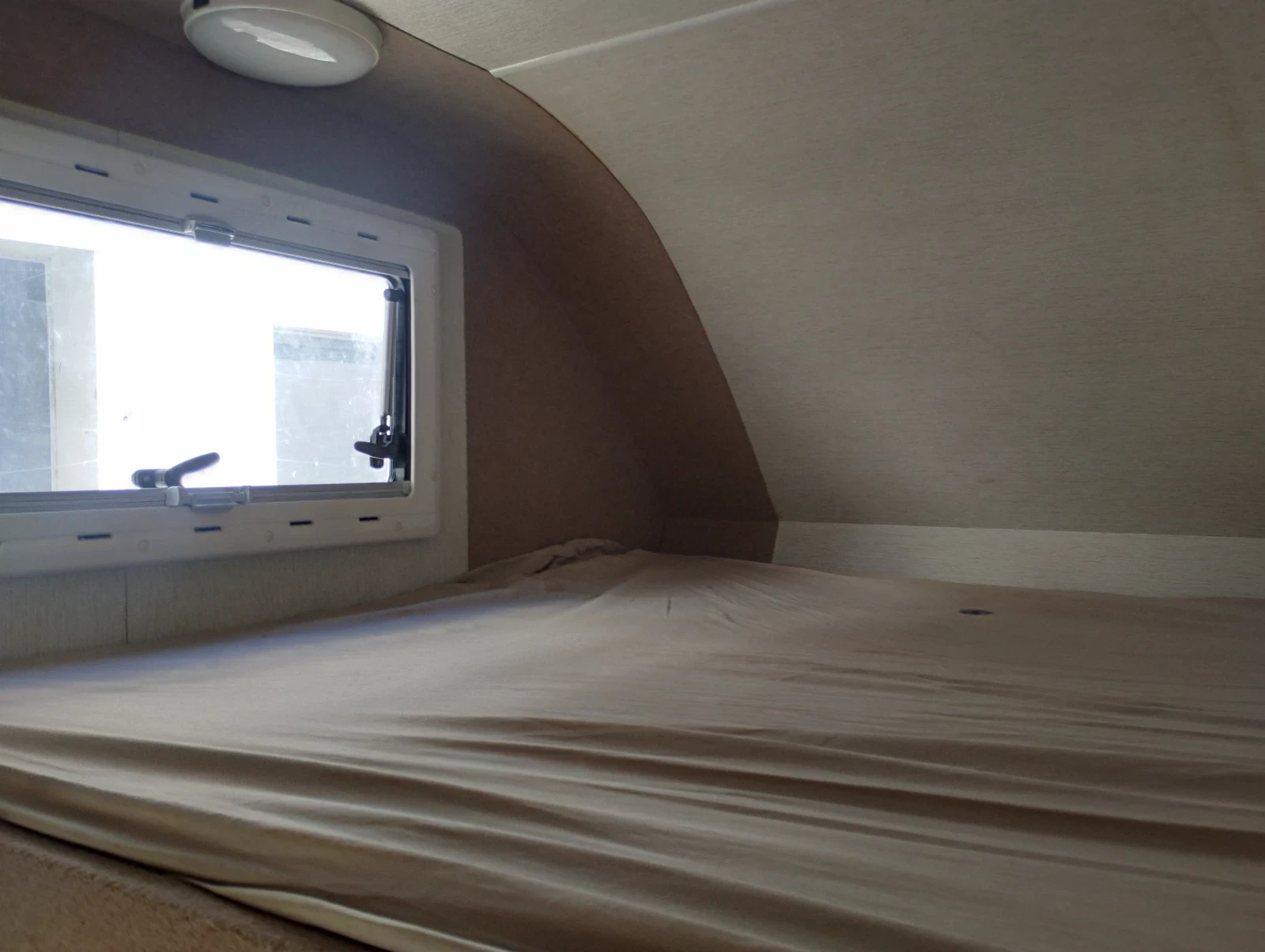 Кемпер Други Nissan DueErre, снимка 8 - Каравани и кемпери - 54318131