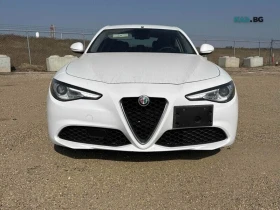 Alfa Romeo Giulia 2.0* AWD* КОЖА* ПОДГРЕВ* КАМЕРА* NAVI* LED* , снимка 2