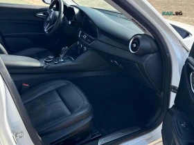Alfa Romeo Giulia 2.0* AWD* КОЖА* ПОДГРЕВ* КАМЕРА* NAVI* LED* , снимка 10